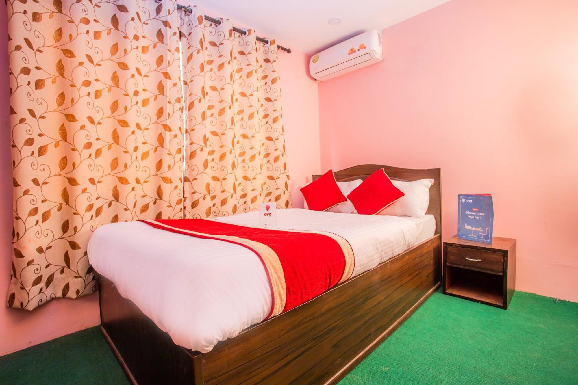 Oyo 137 Hotel Pranisha Inn Pashupatināth Buitenkant foto
