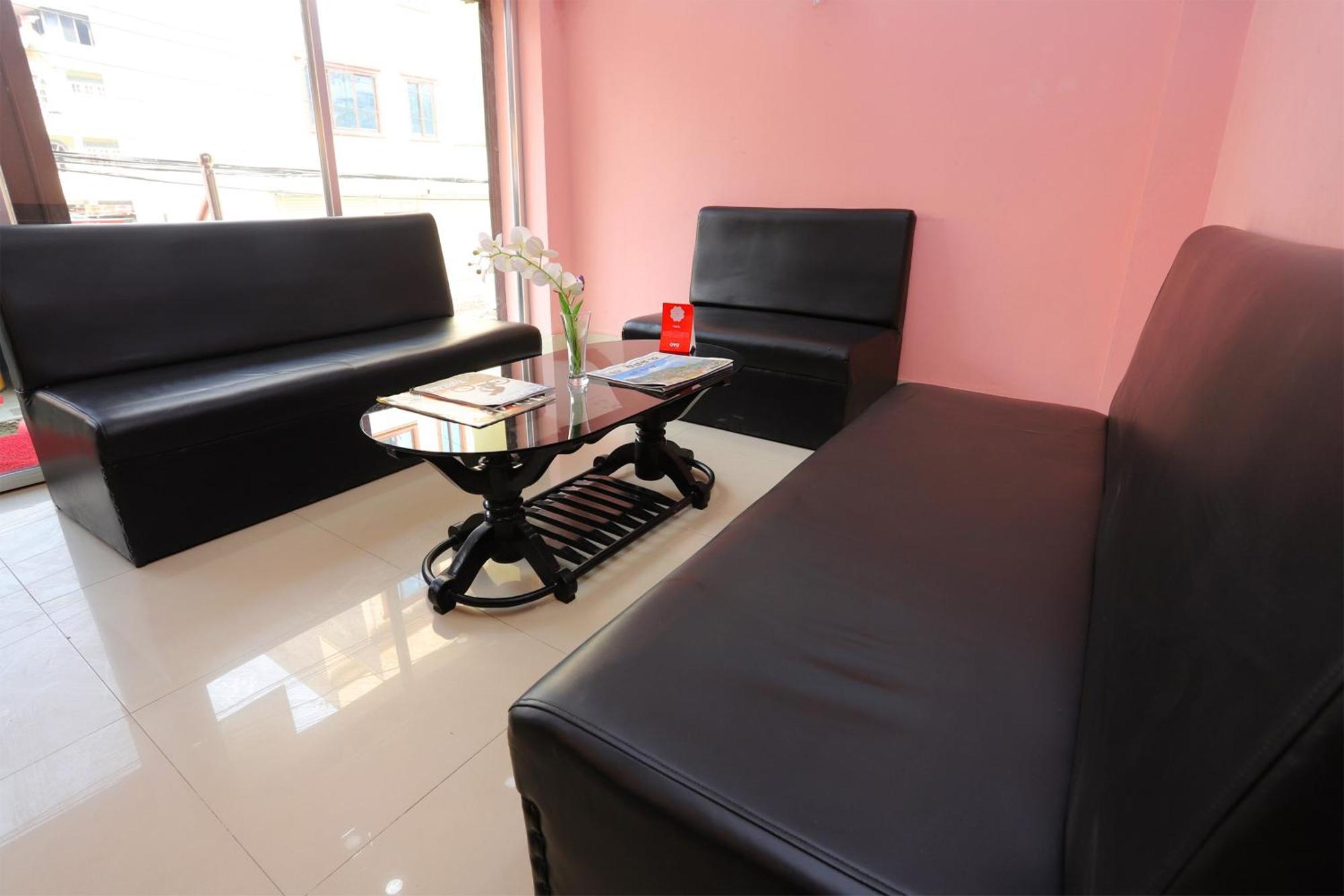 Oyo 137 Hotel Pranisha Inn Pashupatināth Buitenkant foto